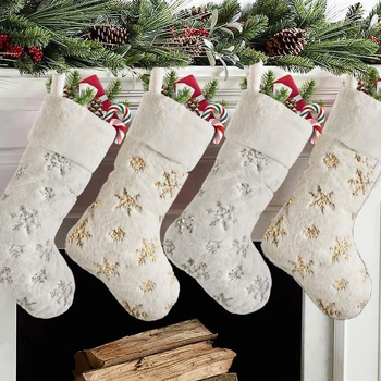 2024 Fulgi de zăpadă de Crăciun Ciorapi Pearl Alb de Pluș, Bomboane Șosete Sac de Cadouri Xmas Copac Agățat Ornament de Crăciun Decor 1buc